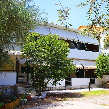 Nikolas Studios Áyios Nikítas Buitenkant foto